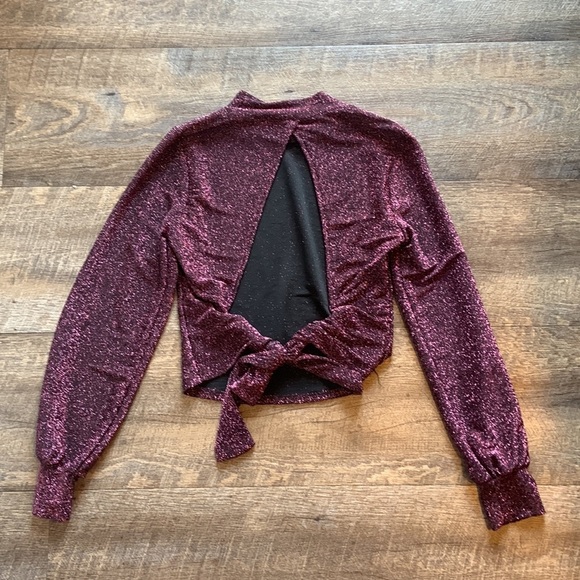 Lush Pink Shimmery Purple Tie Back Top - Picture 5 of 6